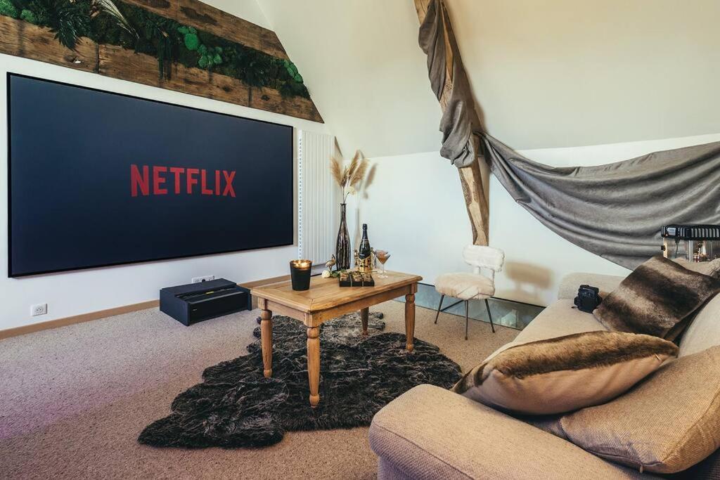 Le Duplex De L'Etoile Home Cinema Jacuzzi Et Sauna Privatif Longmesnil Exteriér fotografie