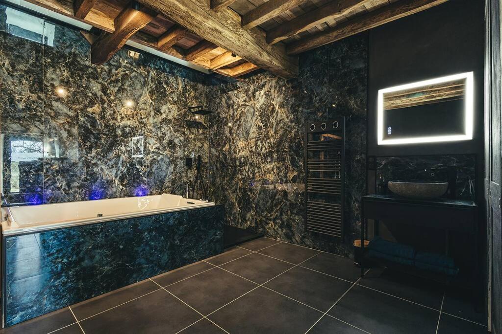 Le Duplex De L'Etoile Home Cinema Jacuzzi Et Sauna Privatif Longmesnil Exteriér fotografie